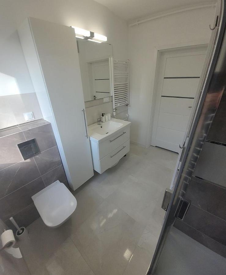 Pobierowo Baltic Apartament Turkusowy Esterno foto